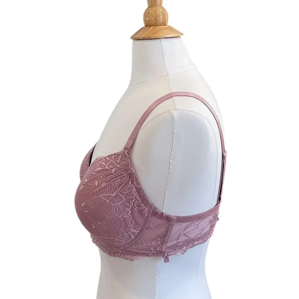 Parisian Intimates Lavender Lace Underwire Bra, Padded, Size 38DD